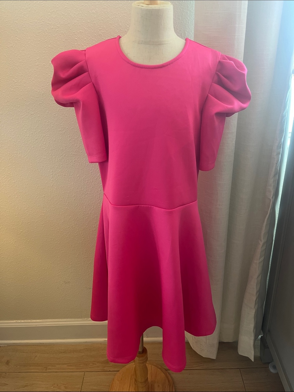 Hannah Banana Bright Pink Puff Sleeve Fit-and-Flare Dress